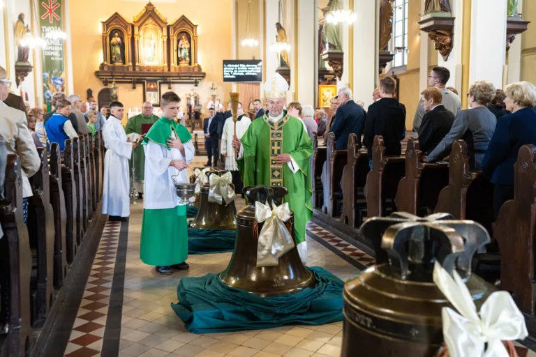 DOKONAŁO SIĘ… BOGU NIECH BĘDĄ DZIĘKI.